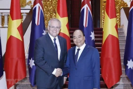 Le PM australien termine sa visite officielle au Vietnam