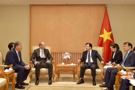 Encourager les entreprises britanniques à investir davantage au Vietnam