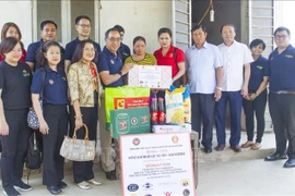L'ambassade de Thaïlande soutient les habitants de Thai Nguyen touchés par les crues