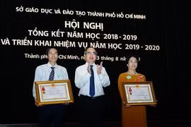 HCM-Ville: Construire un système éducatif intelligent