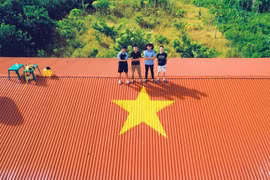 « Chaque toit est un drapeau national », une nouvelle tendance qui se développe
