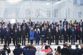 Le dirigeant To Lam participe au 19e Sommet de la Francophonie en France