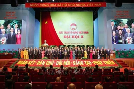 Le présidum du comité central du Front de la Patrie du Vietnam (FPV) du 10e mandat 2024 – 2029. Photo : VNA