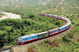 Le secteur ferroviaire va connaître un développement substantiel de ses infrastructures et modifier son modèle économique. Photo : VNA