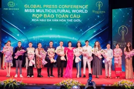 Les délégués lors d'une conférence de presse sur le concours Miss Monde Multiculturel. Photo: CTV/VietnamPlus