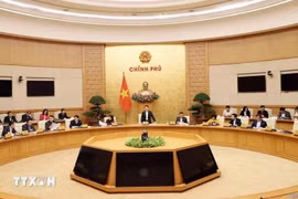 Le vice-Premier ministre Hô Duc Phoc, chef du Comité directeur de lutte contre le blanchiment d’argent, s’exprime lors de la réunion. Photo : VNA
