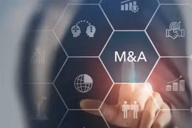 Le Vietnam M&A Forum 2024 a offert une perspective optimiste sur le secteur des fusions et acquisitions, avec des experts prédisant une croissance significative en 2025. Photo: Insurance Business