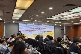 Le président de l’Académie des sciences sociales du Vietnam, le Docteur Phan Chi Hiêu, s’exprime lors du séminaire. Photo : VNA