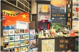 Le stand vietnamien à la 34e Foire du livre de Hong Kong. Photo : VNA