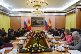 Vietnam et Russie renforcent la coopération dans les techniques militaires