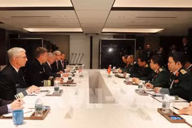 Défense : rencontre Vietnam - Etats-Unis à Singapour
