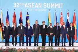  Le 32e Sommet de l'ASEAN se clôt sur un succès à Singapour