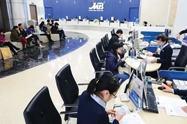 Fitch relève les notes de trois banques vietnamiennes