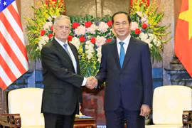 Le président Tran Dai Quang reçoit le secrétaire d’Etat américain à la Défense