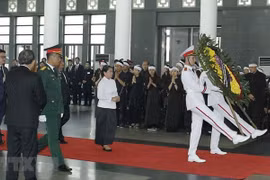 Des dirigeants étrangers expriment leurs regrets pour la mort de l’ancien secrétaire général Do Muoi