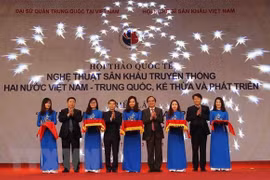 Vietnam et Chine partagent leur expérience dans la promotion de l'art scénique traditionnel