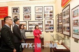 Promotion des relations Vietnam-Singapour