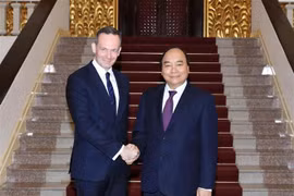 Le PM demande au Land de Rhénanie-Palatinat de continuer à investir au Vietnam