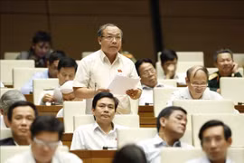 AN : débat sur les projets de loi sur l’enseignement universitaire et la police populaire
