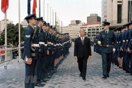 Cérémonie funéraire en mémoire de l’ancien secrétaire général Do Muoi à New York
