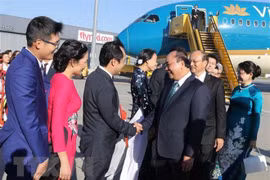 Le PM Nguyen Xuan Phuc est arrivé à Vienne pour sa visite officielle en Autriche