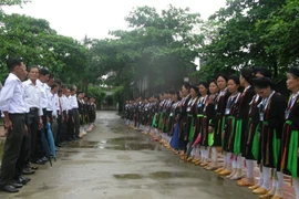 Soong Cô, le chant des San Diu, donne de la voix