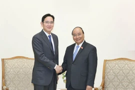 Le PM demande à Samsung de faire du Vietnam son plus grand hub 