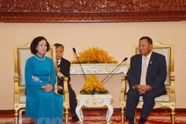 Le Vietnam et le Cambodge renforcent leurs liens politiques et parlementaires