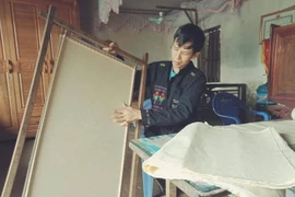 De la pâte au papier, dans les secrets de l’artisanat des Cao Lan