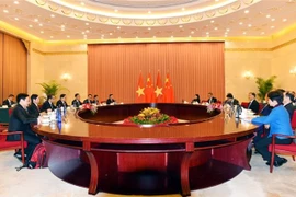 Activités du président du Comité central du Front de la Patrie du Vietnam en Chine 