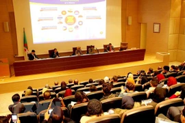 Le Vietnam participe à un colloque sur l’ASEAN en Algérie