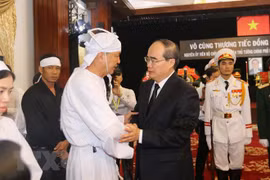 Environ 108.000 personnes ont rendu un dernier hommage à l’ancien Premier ministre Phan Van Khai