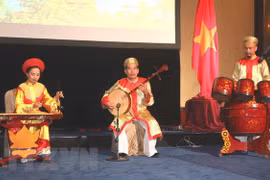 Présenter la culture vietnamienne à Singapour