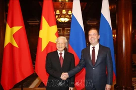 Entrevue entre le leader du PCV et le Premier ministre russe