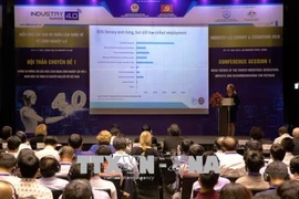 Le colloque sur la préparation des entreprises vietnamiennes à l'industrie 4.0