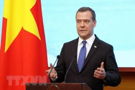 Le Premier ministre russe termine sa visite officielle au Vietnam