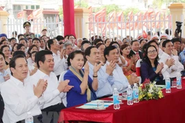 La présidente de l'AN à la Fête de la grande union à Thai Binh