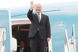 Le leader du PCV remercie le président russe, quitte Moscou pour Budapest