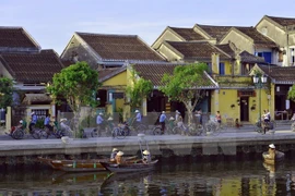 Le PM incite Hoi An à devenir une vieille ville touristique de premier plan 