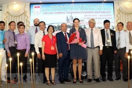 Promotion des relations d’amitié entre le Vietnam et la République tchèque