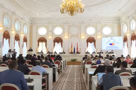 Célébration du 95ème anniversaire de l’arrivée de Ho Chi Minh à Saint-Pétersbourg