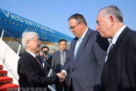 Le leader du PCV entame sa visite officielle en Hongrie