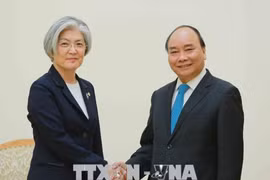 Renforcement des relations avec la République de Corée