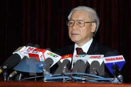 Le secrétaire général du PCV Nguyen Phu Trong, prenant le discours lors de la cérémonie de clôture du 11e Plénum du CC du Parti communiste du Vietnam. (Source : VNA)