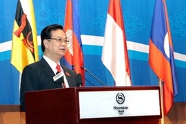 Le Premier ministre Nguyen Tan Dung lors de la 7e Conférence des ministres de la Jeunesse de l'ASEAN (Photo: Dinh Tran/AVI) 