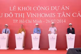 Vingroup créera 10 polycliniques et une université de médecine 