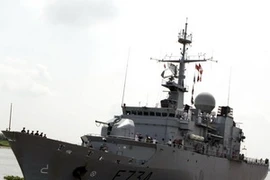 Une frégate française en visite à Ho Chi Minh-Ville 