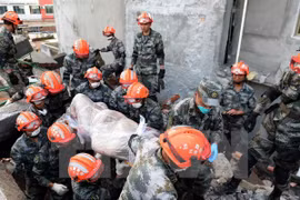 Le Vietnam accorde 50.000 dollars d’aide d’urgence au Népal