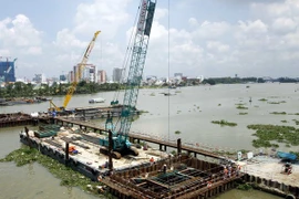 La construction d'une ligne ferroviaire urbaine à Ho Chi Minh-Ville. Photo : VNA 