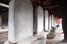 Les stèles au Temple de la Littérature-Quoc Tu Giam. 
